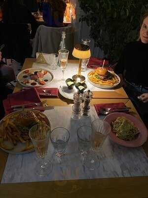 Cismigiu - Bistro La Etaj