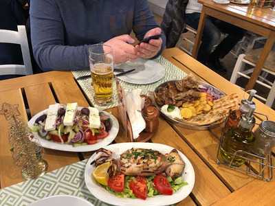 Nikos Greek Taverna Old Town - Selari 16