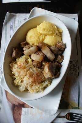 Hanu' Berarilor Casa Elena Lupescu