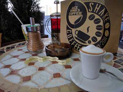 Shake Coffee