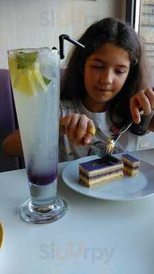 Lavender Cafe & Wine Bar