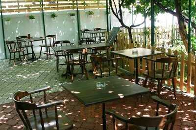 George And Dragon Pub