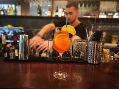 Wineful - Tapas & Wine