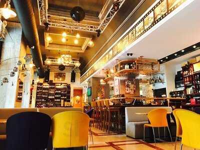 The Wine Club And Bistro By Vinexpert