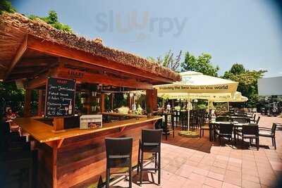 The Garden At The Jw Marriott