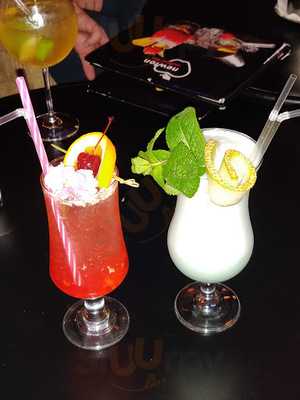 Newton Cocktail Bar