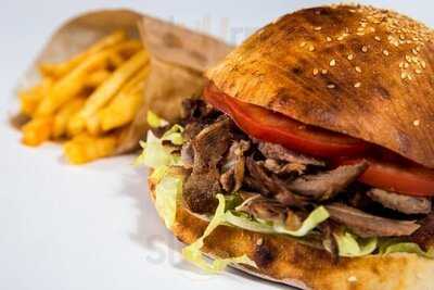 Dabo Doner - Brasov Piata Teatrului