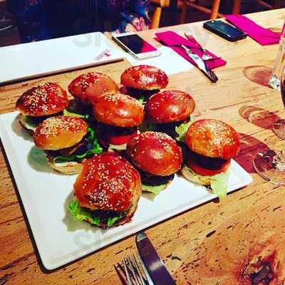 Red Angus Steakhouse