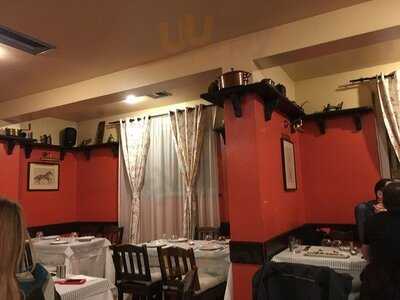 White Horse Pub & Restaurant