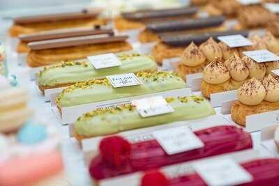 Grace Couture Cakes - Mall Baneasa