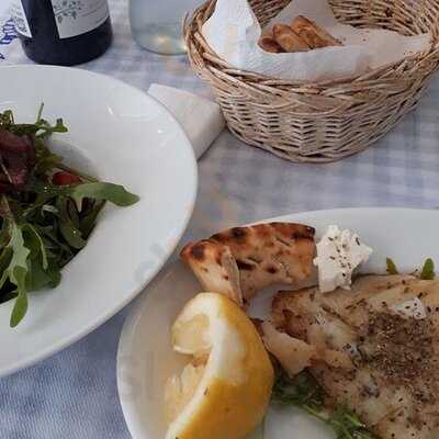 Santorini Restaurant