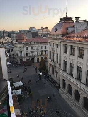 Pura Vida Sky Bar & Hostel