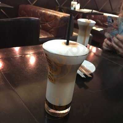 Beraria Hanul Cu Tei