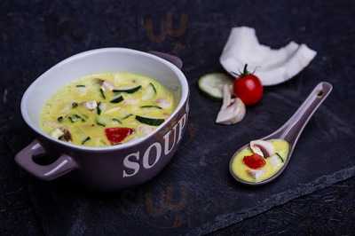 Rawyal Brunch & Cakes