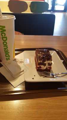 Mcdonald's Piata Victoriei