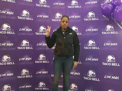 Taco Bell Megamall