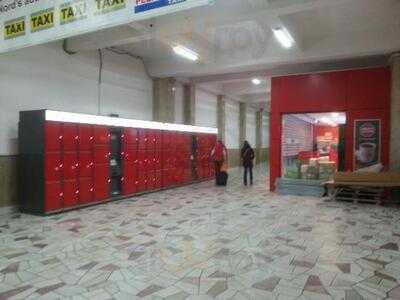 Springtime Gara De Nord