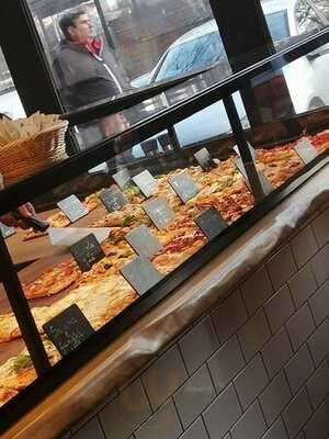 Treevi Pizza Al Taglio (history Center)