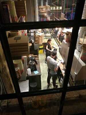 Treevi Pizza Al Taglio (history Center)