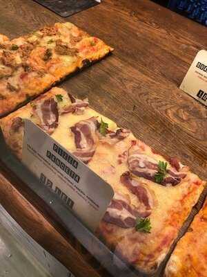 Treevi Pizza Al Taglio (history Center)