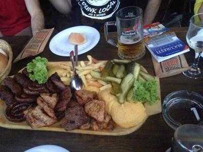 Cafe Manuc Turistic Srl