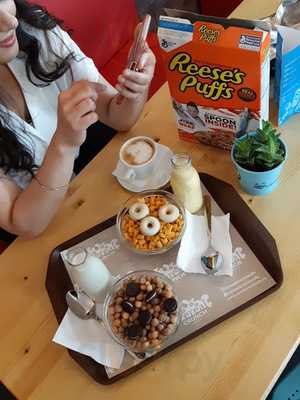 Cereal Crunch Cafe