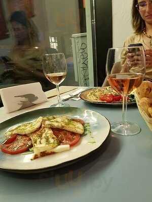 Alouette Urban Bistro