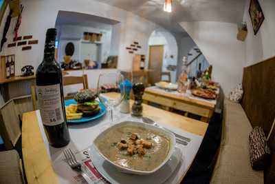 Mad Chef Cafe Bistro