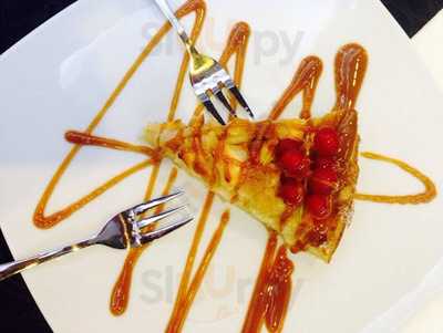 Mad Chef Cafe Bistro