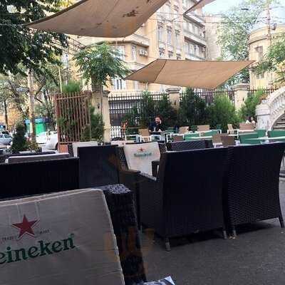 Legere Cafe Bar Bistro