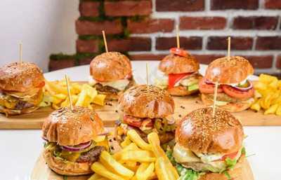 Coffee Shop & Burger