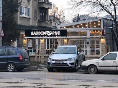 Garden Pub