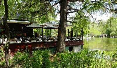 Terasa Gradina Cismigiu