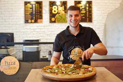 Pizza Station