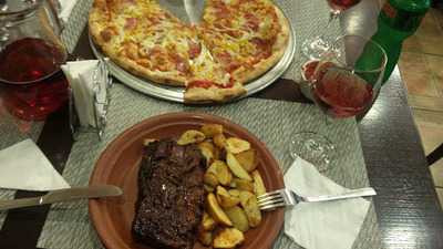 Pizzeria Athos - Unu