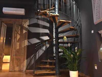 Aubergine Cantacuzino