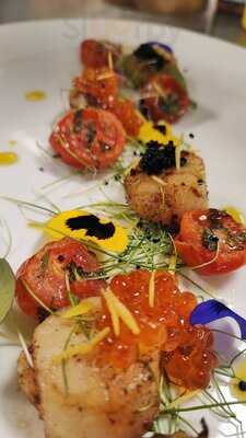 Prime Restaurant & Bar