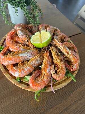 Prime Restaurant & Bar