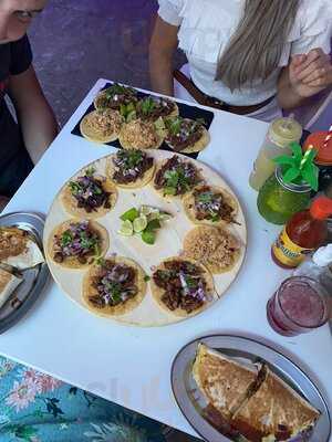 Casa De Tacos