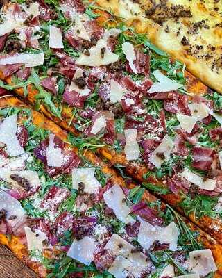 Treevi Pizza Al Taglio - Apaca