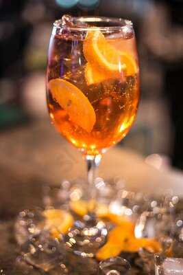 John's Pub Events And More