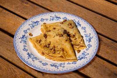 Leul De Aur - Bastion