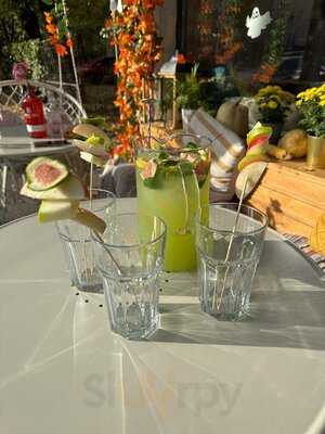 7 Stories - Coffee Studio