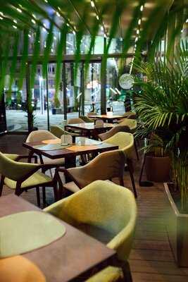 Kara - Restaurant Bar & Lounge Decebal