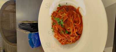 La Trattoria Cucina Moderna