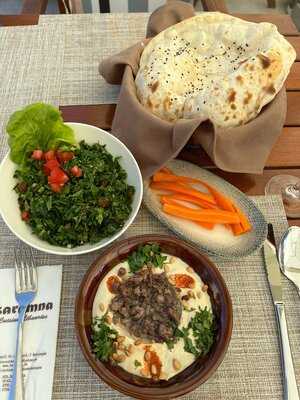 Karamna Lebanese Restaurant