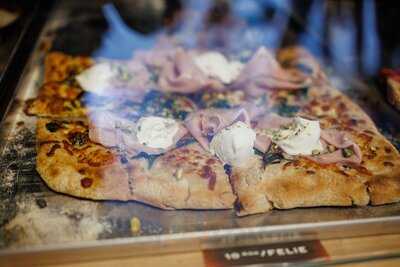 Pizza Shop & Espresso Bar Universitate