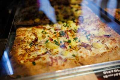 Pizza Shop & Espresso Bar Universitate