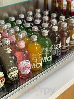 Sip Sip Social Place