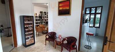 The Wine Space By No145